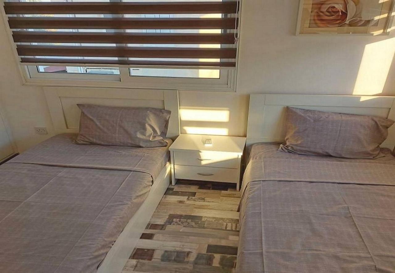 Stylish Villa Paralimni Exterior photo